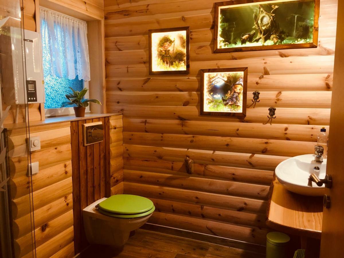 Holzhaus Trollbluemchen Am Wald Und See Neuruppin Exterior foto